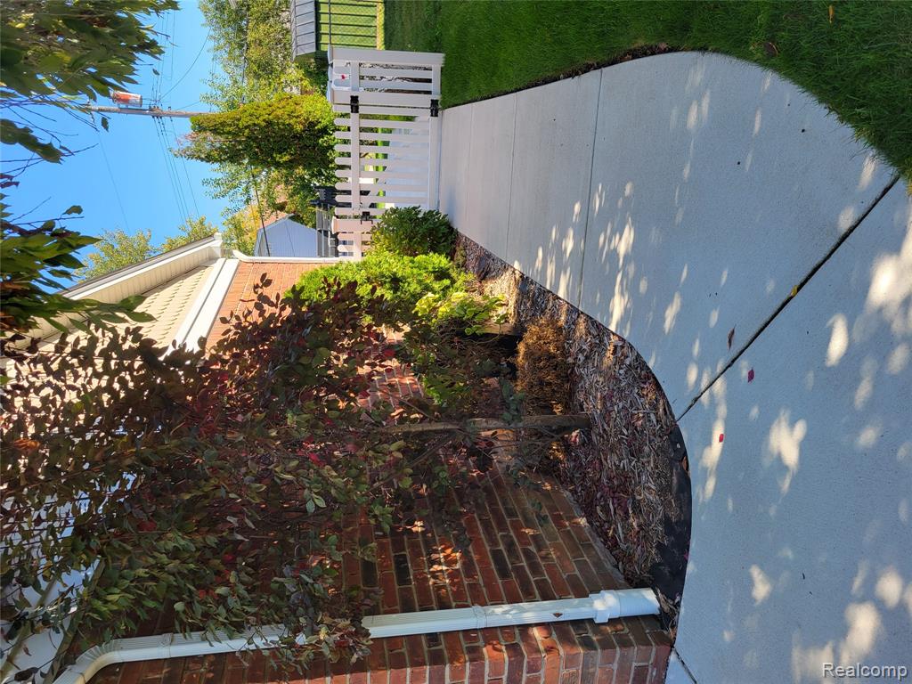 4687 Jackson Street, Trenton, MI 48183 — Photo 2