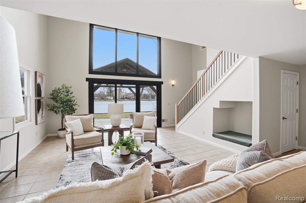 5370 Edgelake Drive, Pinckney, MI 48169 — Photo 16