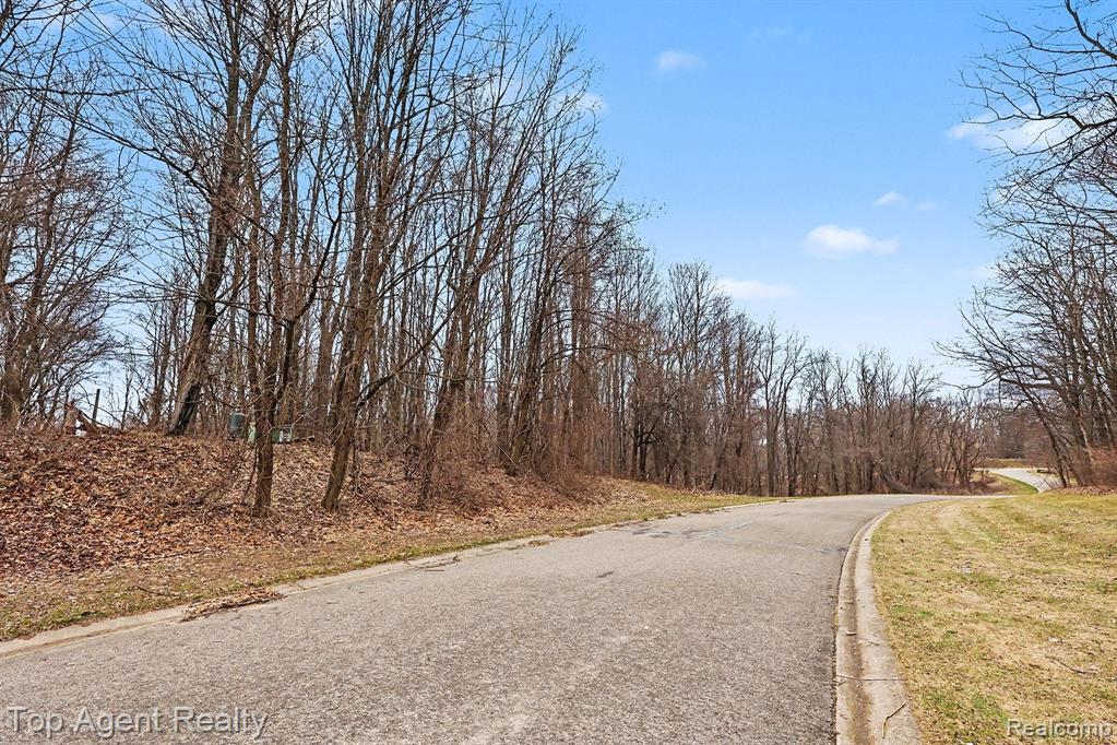 1511 Barrwood Trail, Oxford, MI 48371 — Photo 2