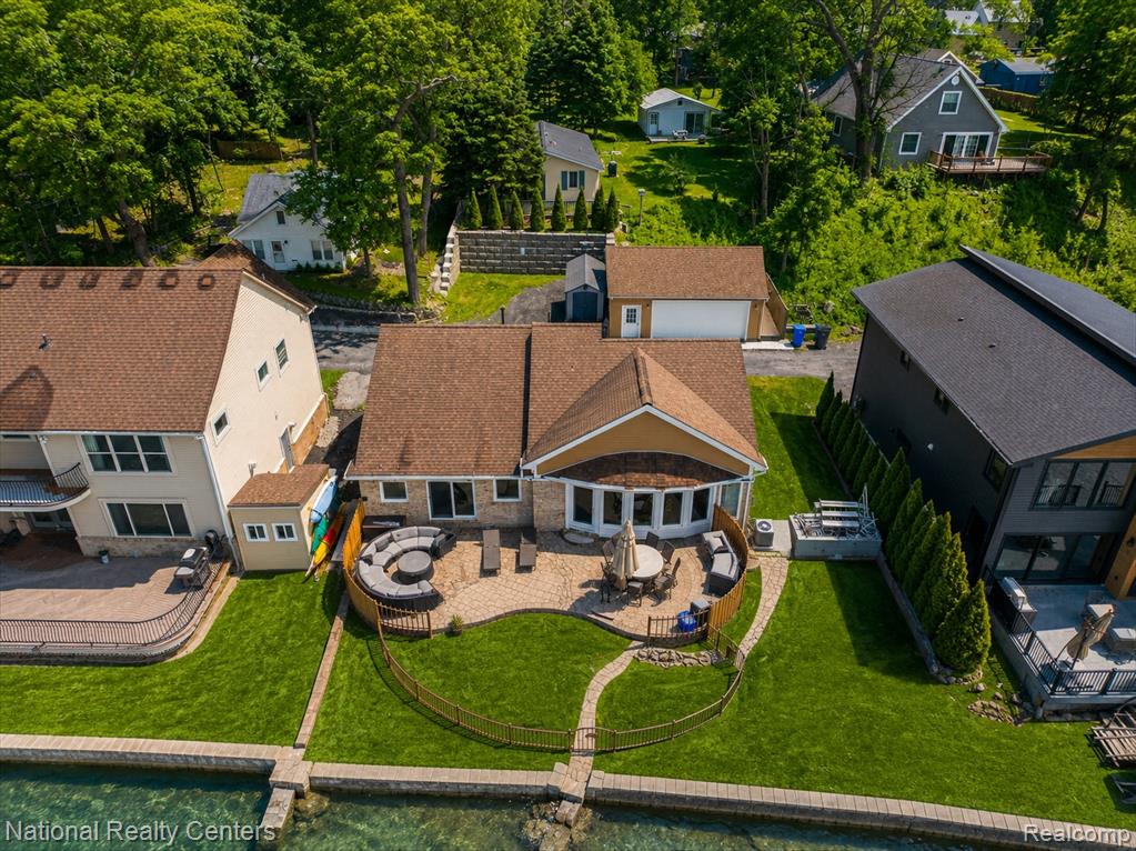 560 Black Oaks Trail, Howell, MI 48843 — Photo 45