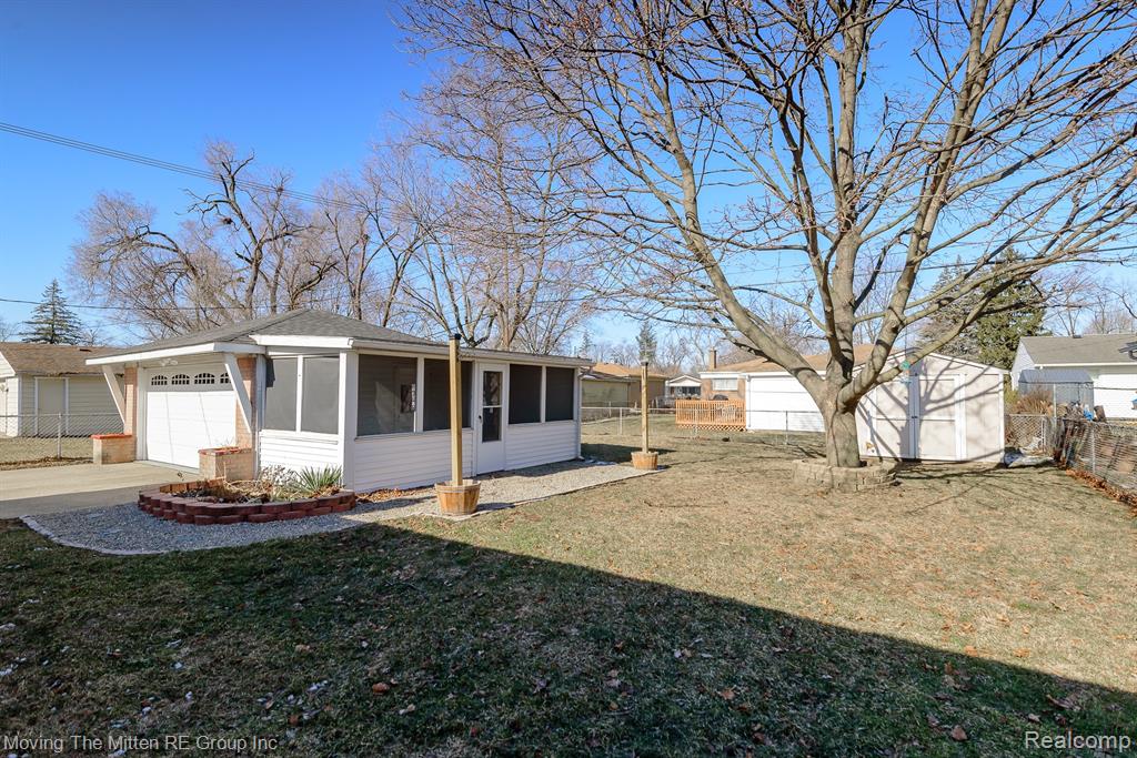 2031 Harmon Avenue, Ypsilanti, MI 48198 — Photo 35