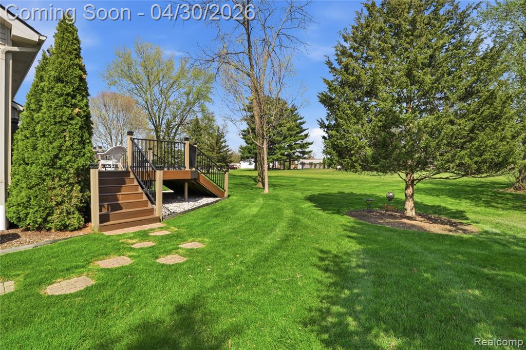 9031 Hidden Oaks Drive, Grand Blanc, MI 48439 — Photo 46