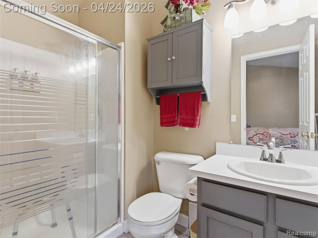5617 Millpointe Drive, Waterford, MI 48327 — Photo 14