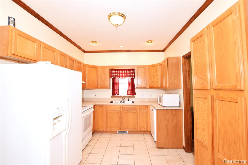 220 BEECHER Street, Otisville, MI 48463 — Photo 6