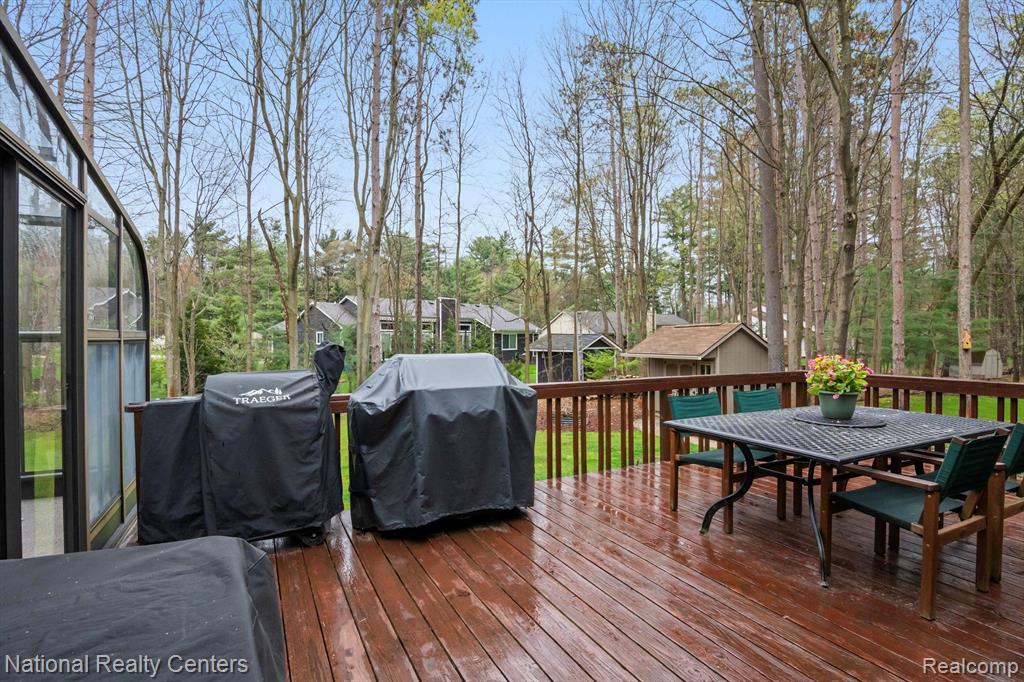 4049 PINESTEAD Drive, Commerce Twp, MI 48390 — Photo 60