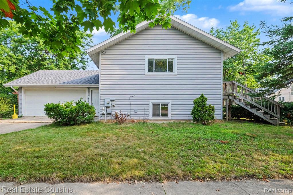 300 Kent Street, Durand, MI 48429