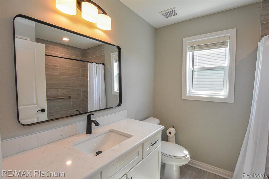 1174 Prudence Drive, Waterford, MI 48327 — Photo 24