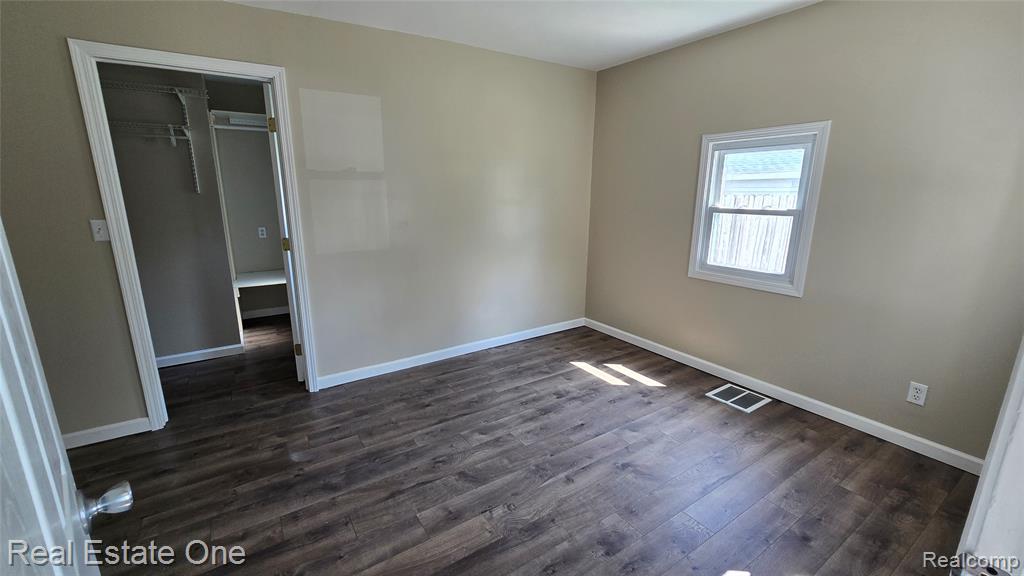 3148 Woodlawn Street, Commerce Twp, MI 48390 — Photo 25