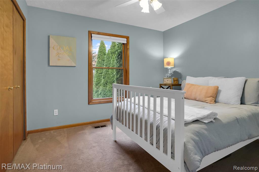 8039 Boulder Ridge Court, Brighton, MI 48116 — Photo 31