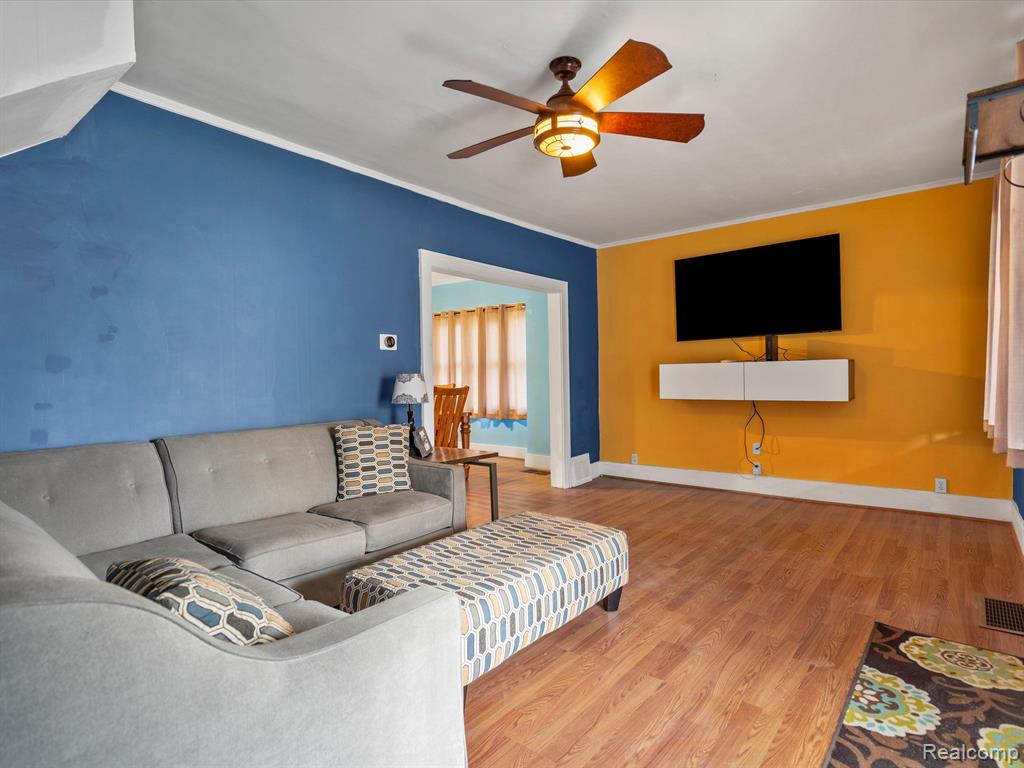 6204 PECK Avenue, Warren, MI 48092 — Photo 5