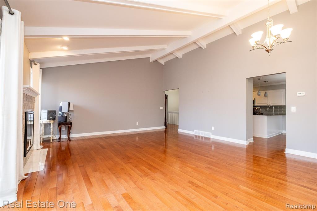 6534 RED CEDAR Lane, West Bloomfield, MI 48324 — Photo 11
