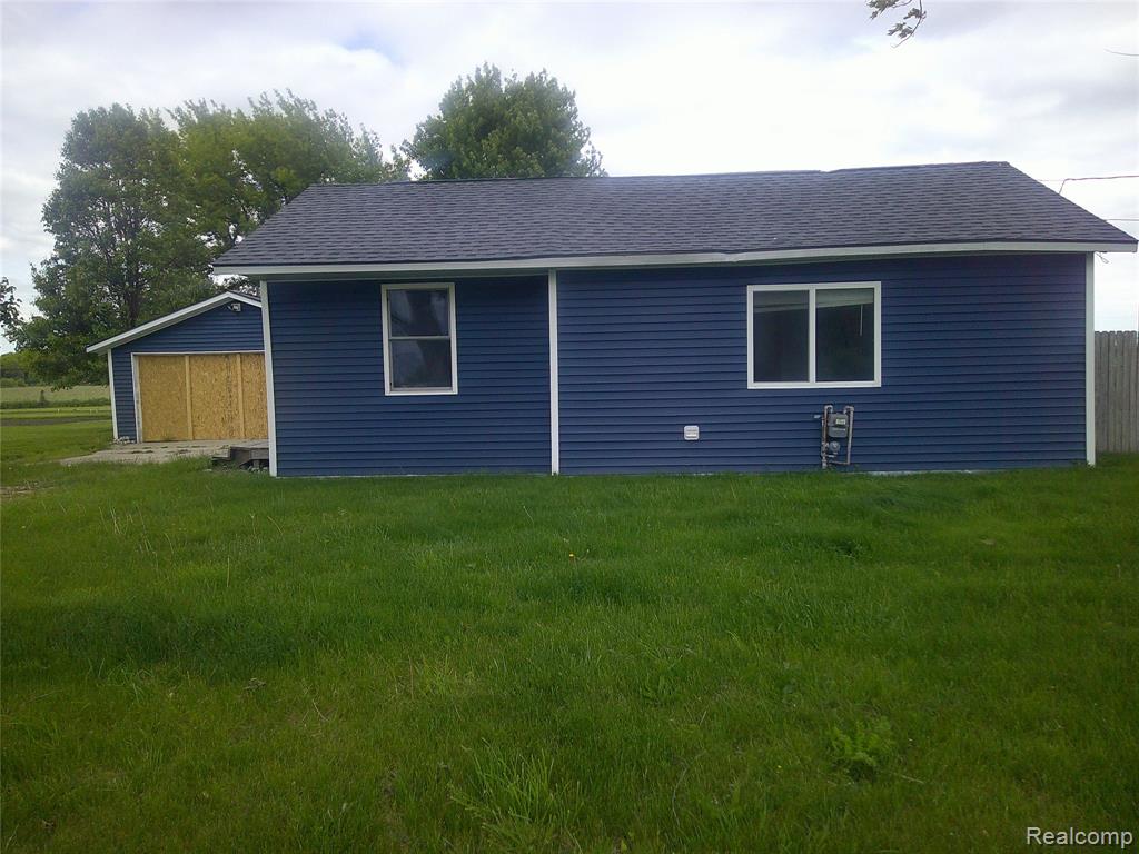 7499 Burt Road, Birch Run, MI 48415 — Photo 2