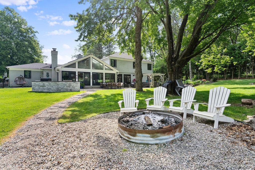 9855 ORTONVILLE Road, Clarkston, MI 48348 — Photo 45