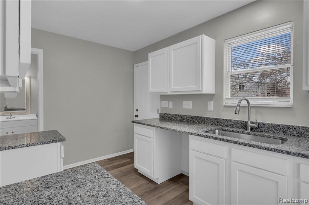 8247 Ellsworth Street, Detroit, MI 48238 — Photo 8