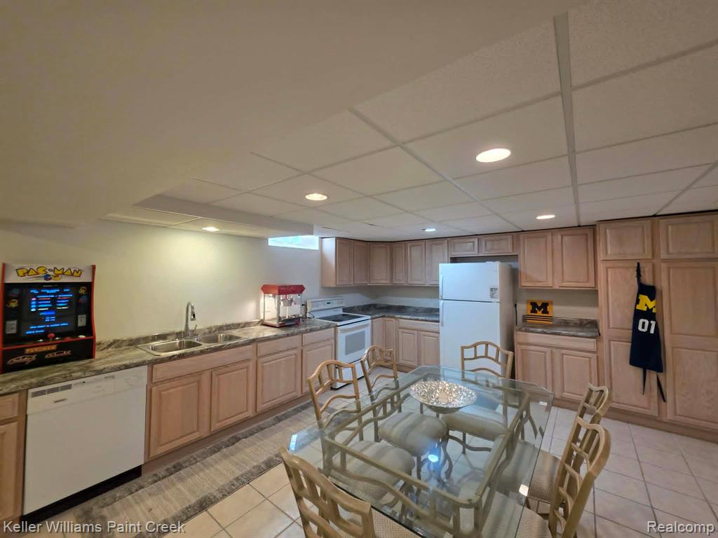 54390 Ashley Lauren Drive, Macomb, MI 48042 — Photo 58
