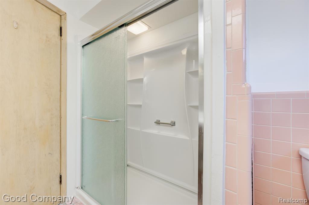 9074 SHANNON Drive, Sterling Heights, MI 48314 — Photo 19