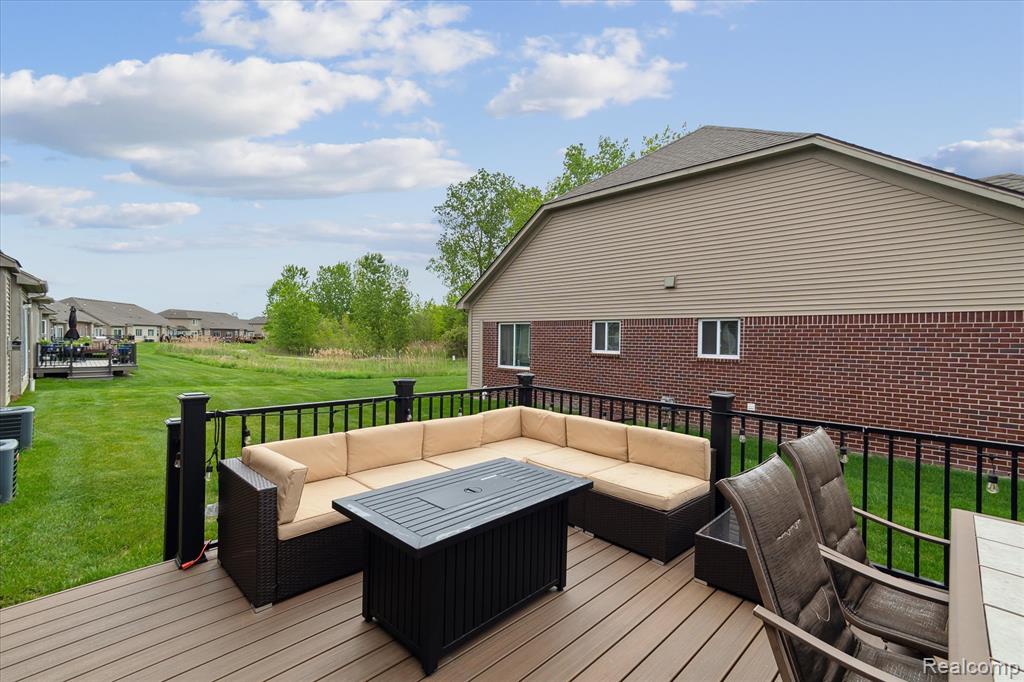 5104 Hawkseye Trace, Warren, MI 48092 — Photo 42