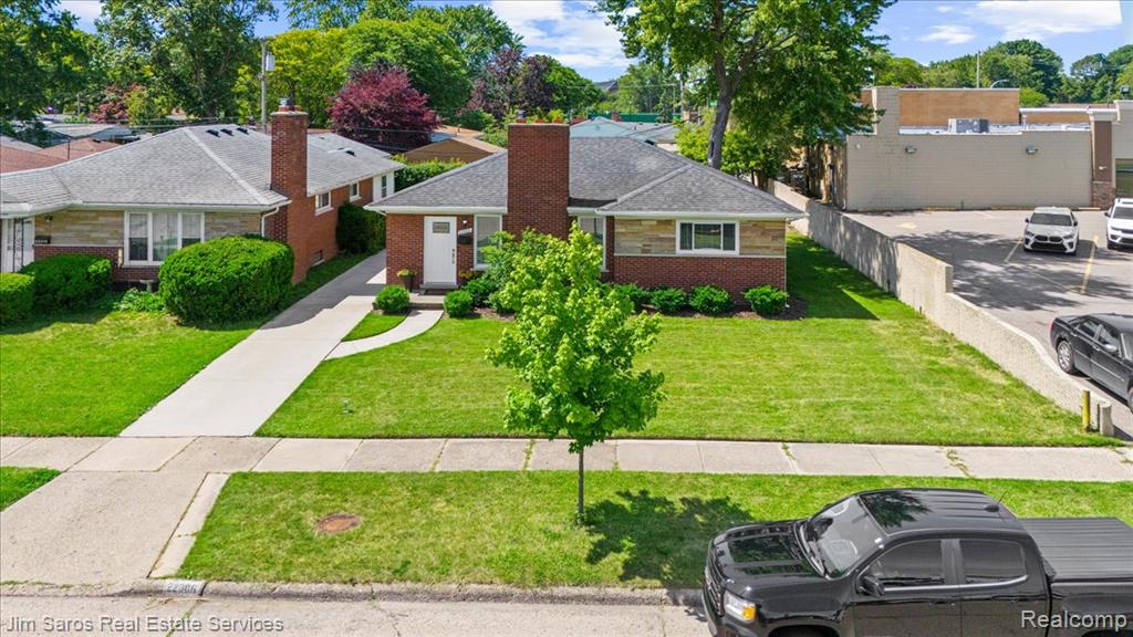 22306 Rosedale Street, Saint Clair Shores, MI 48080