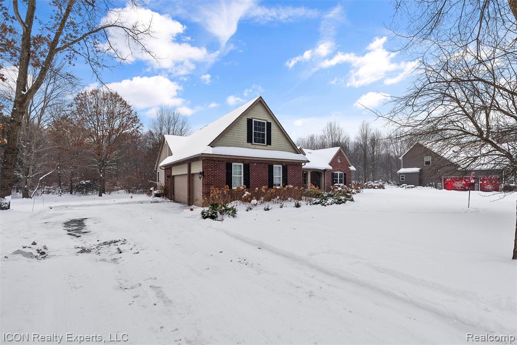 11185 Cassidy Trail, Davisburg, MI 48350 — Photo 4