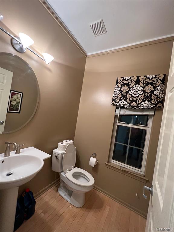 38255 SARATOGA Circle, Farmington Hills, MI 48331 — Photo 14