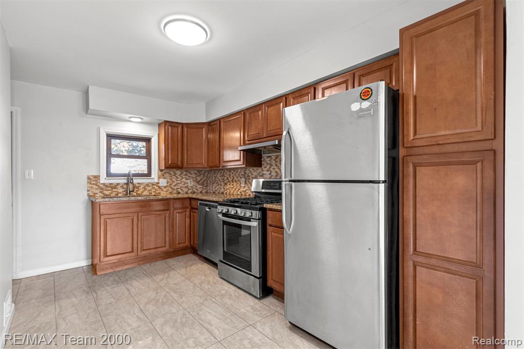 4973 Ziegler Street, Dearborn Heights, MI 48125 — Photo 11