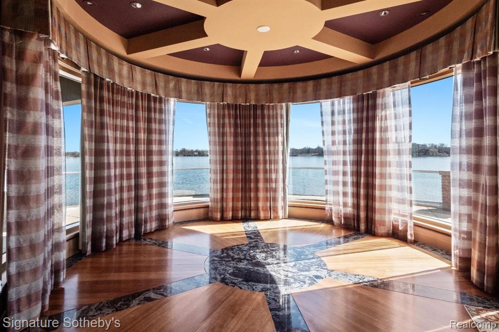 82 CHATEAUX DU LAC, Fenton, MI 48430 — Photo 20