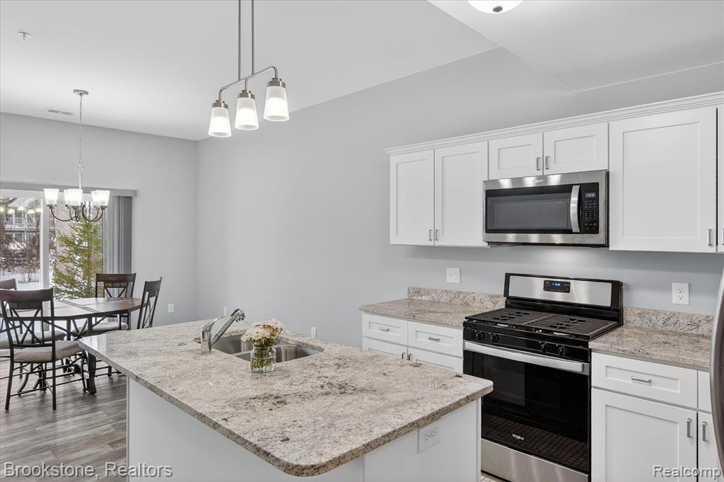 16645 Savor Lane, Clinton Twp, MI 48035 — Photo 11