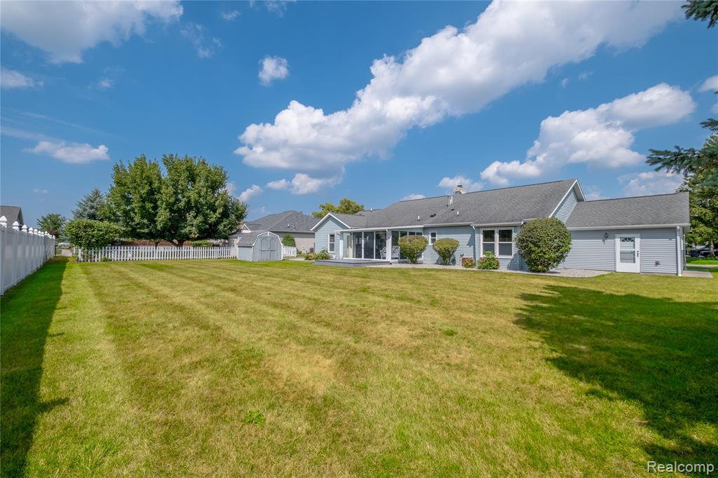 5005 Cedarbrook Drive, Saginaw, MI 48603 — Photo 23