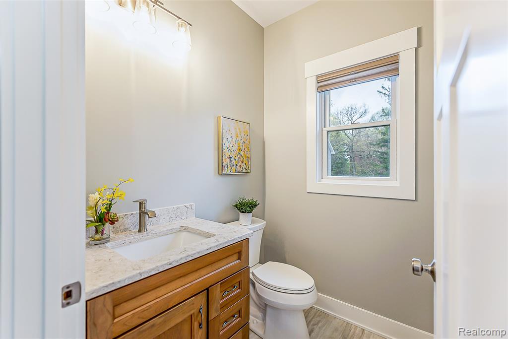 608 Island Lake Road, Chelsea, MI 48118 — Photo 21
