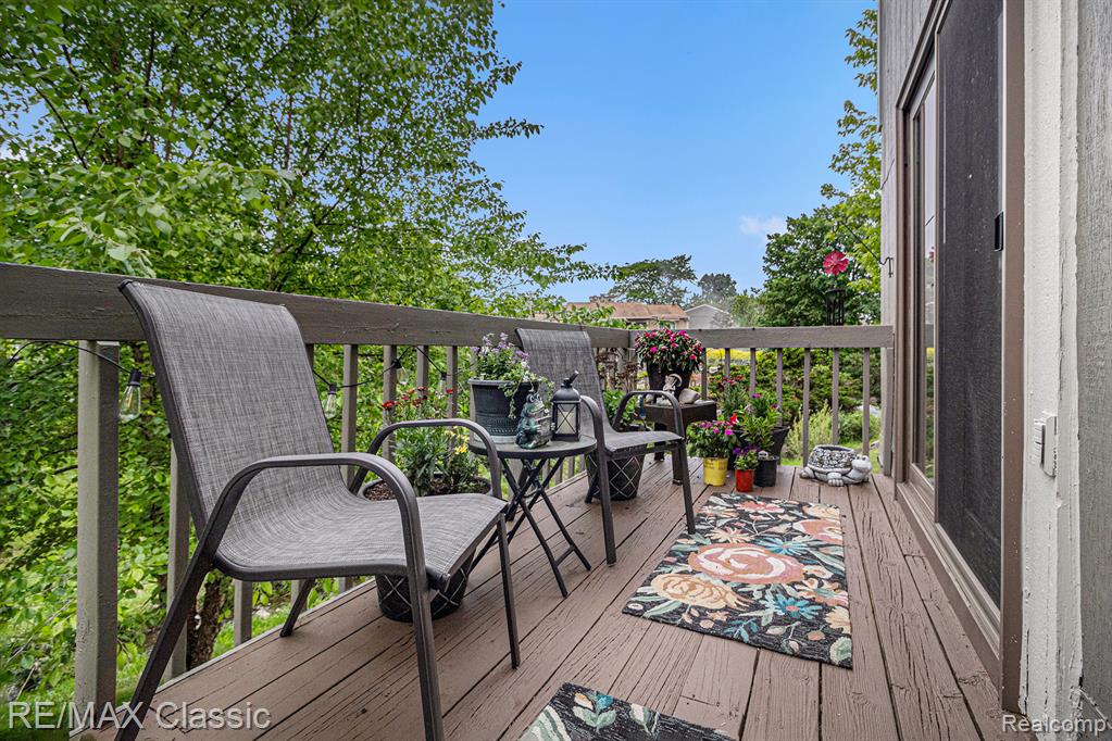 854 YORKTOWN Court, Northville, MI 48167 — Photo 21