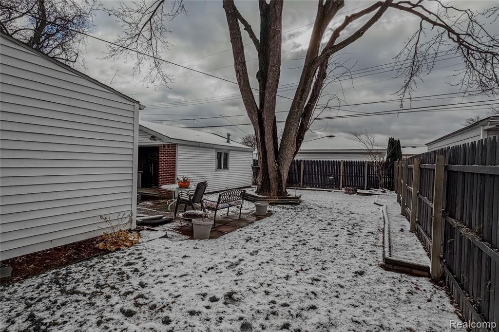 17858 Summer Lane S, Fraser, MI 48026 — Photo 17