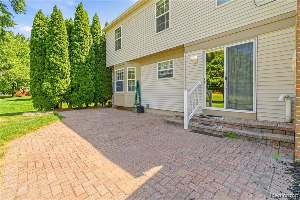 14642 Wildbrook Drive, Belleville, MI 48111 — Photo 11