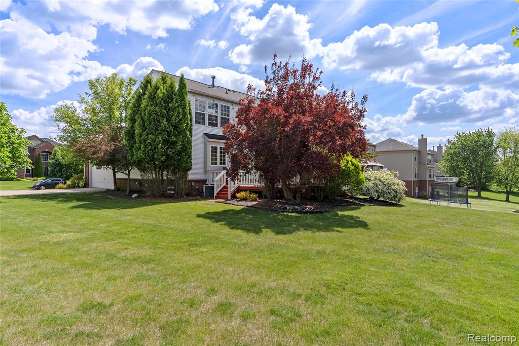 6241 Sapphire Court, Grand Blanc, MI 48439 — Photo 48