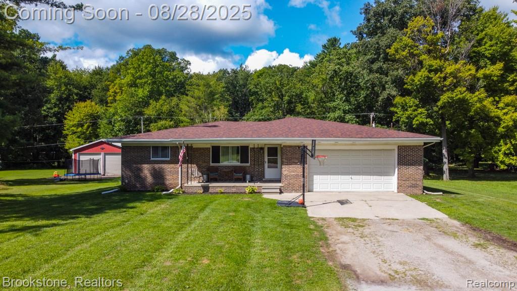 2042 Werner Road, Columbus, MI — Photo 2