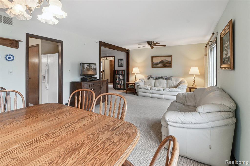 9150 Diane Street, Pigeon Vlg, MI — Photo 6