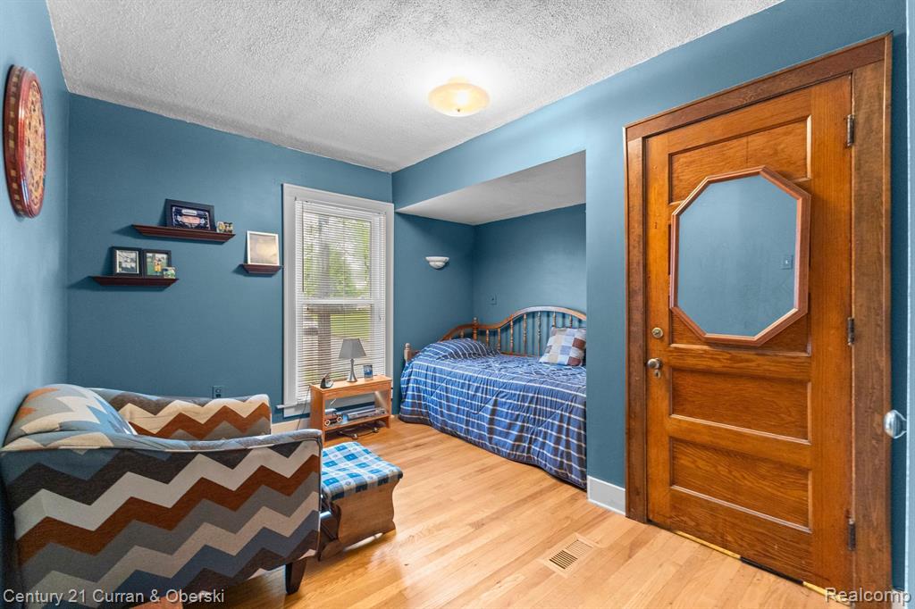 449 SPRUCE Street, Wyandotte, MI 48192 — Photo 18