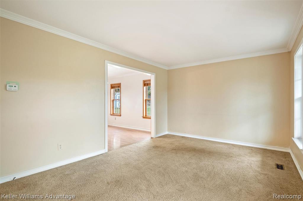 60422 Lamplighter Drive, New Hudson, MI 48165 — Photo 6