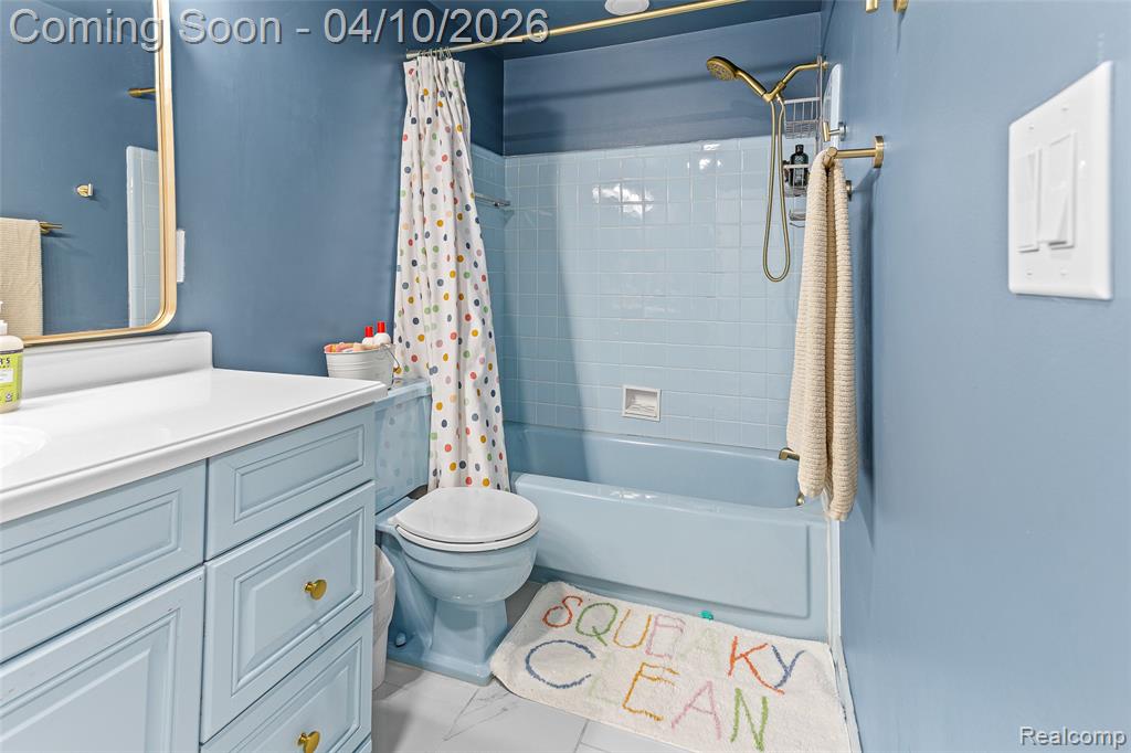 4594 Barcroft Way, Sterling Heights, MI 48310 — Photo 22