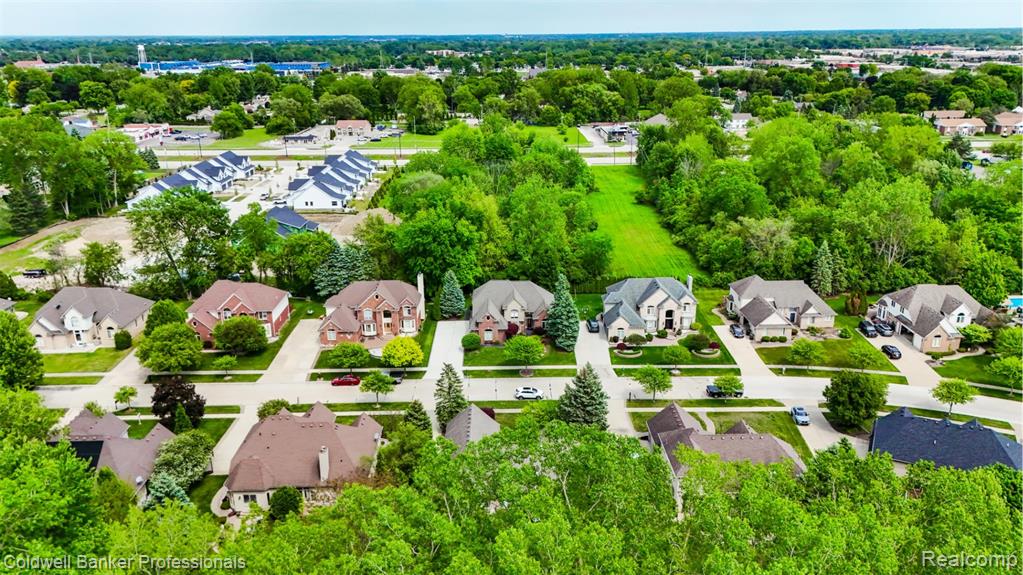 43662 Vintners Place Drive, Sterling Heights, MI 48314 — Photo 73