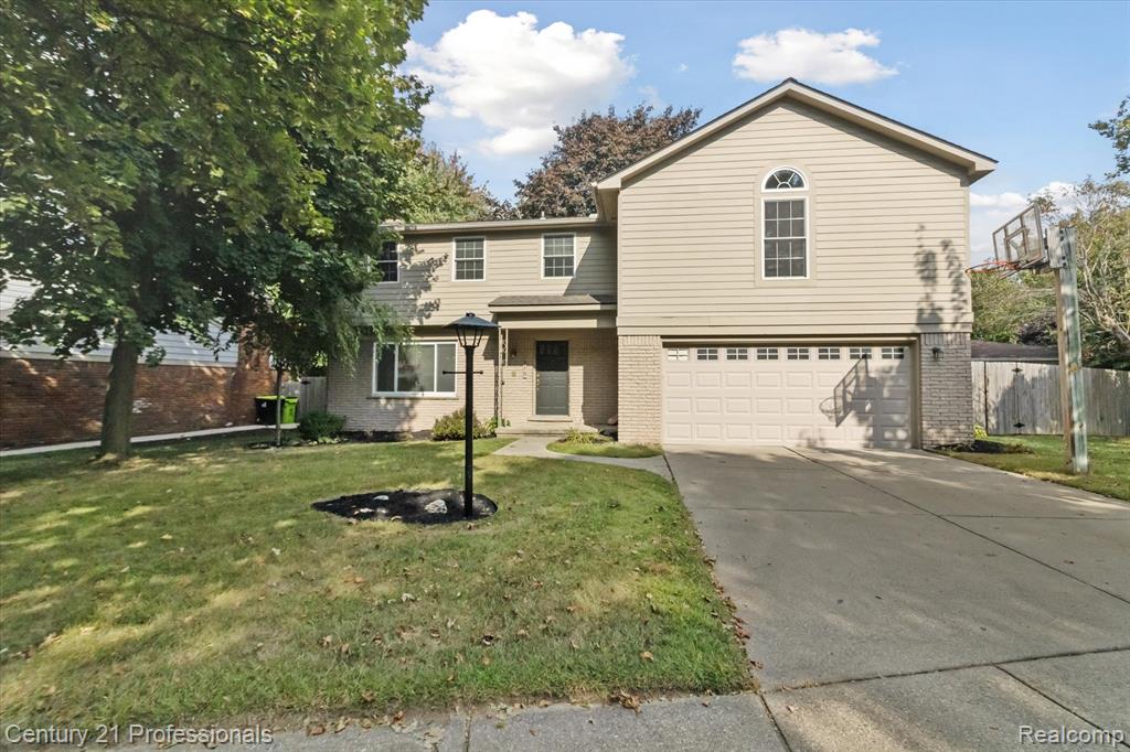 910 Jeffrey Drive, Northville, MI 48167 — Photo 3