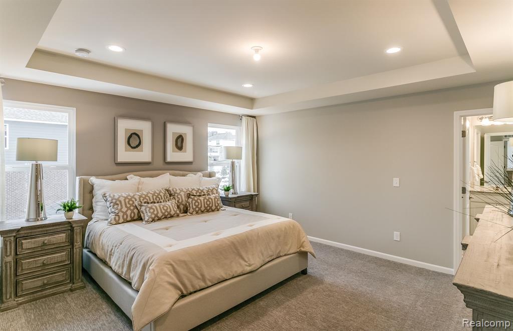 831 KUSS Drive, Saline, MI 48176 — Photo 5