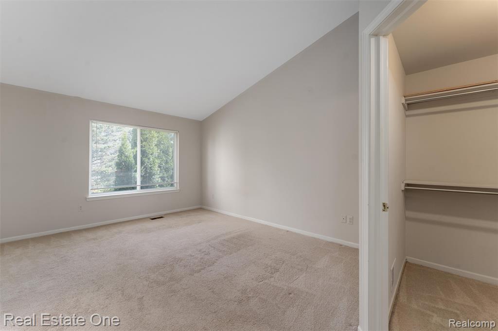 4721 Carrington Drive, Rochester, MI 48306 — Photo 20