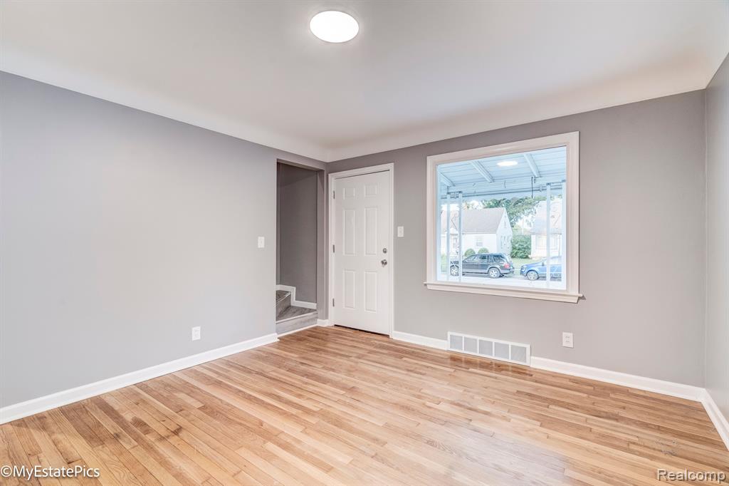 6151 HELEN Street, Garden City, MI — Photo 21
