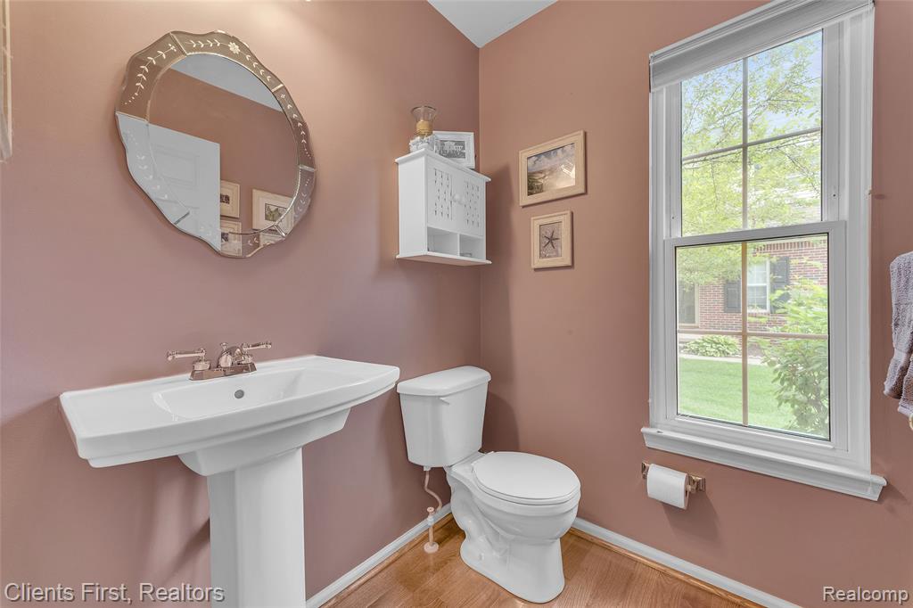 530 CONCORD Drive, Canton, MI 48188 — Photo 21