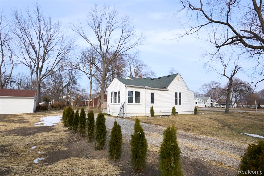 5915 Merriman Road, Garden City, MI — Photo 4