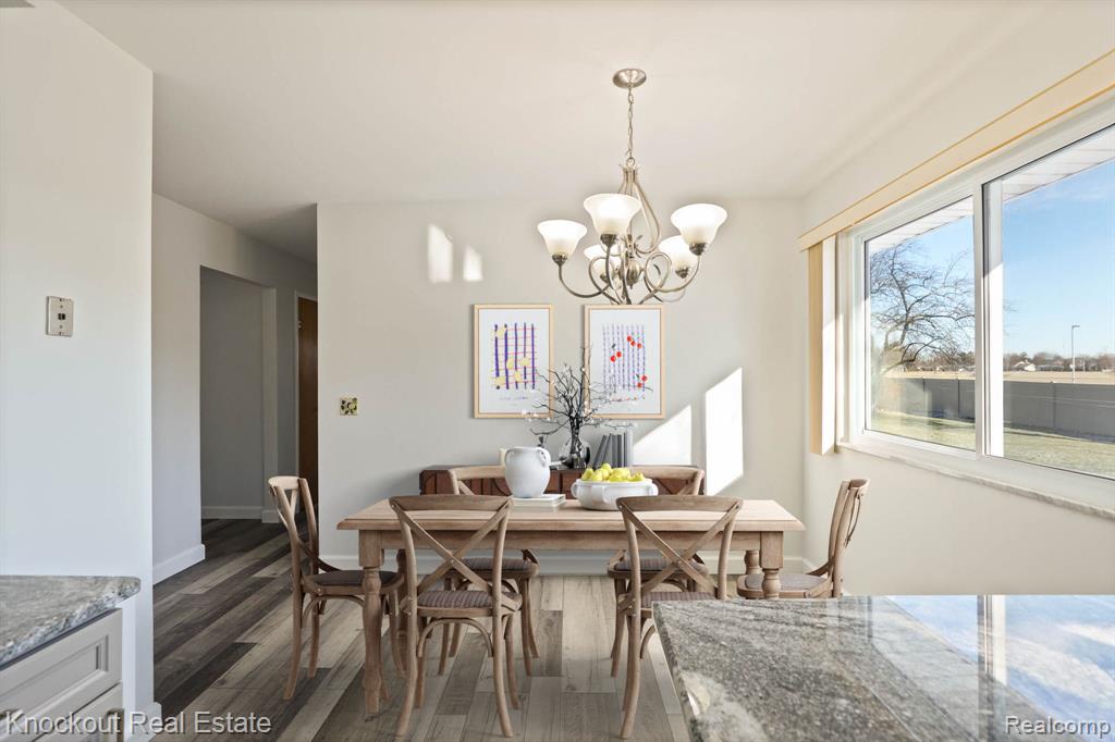 409 FRANCONIAN Drive E, Frankenmuth, MI 48734 — Photo 19