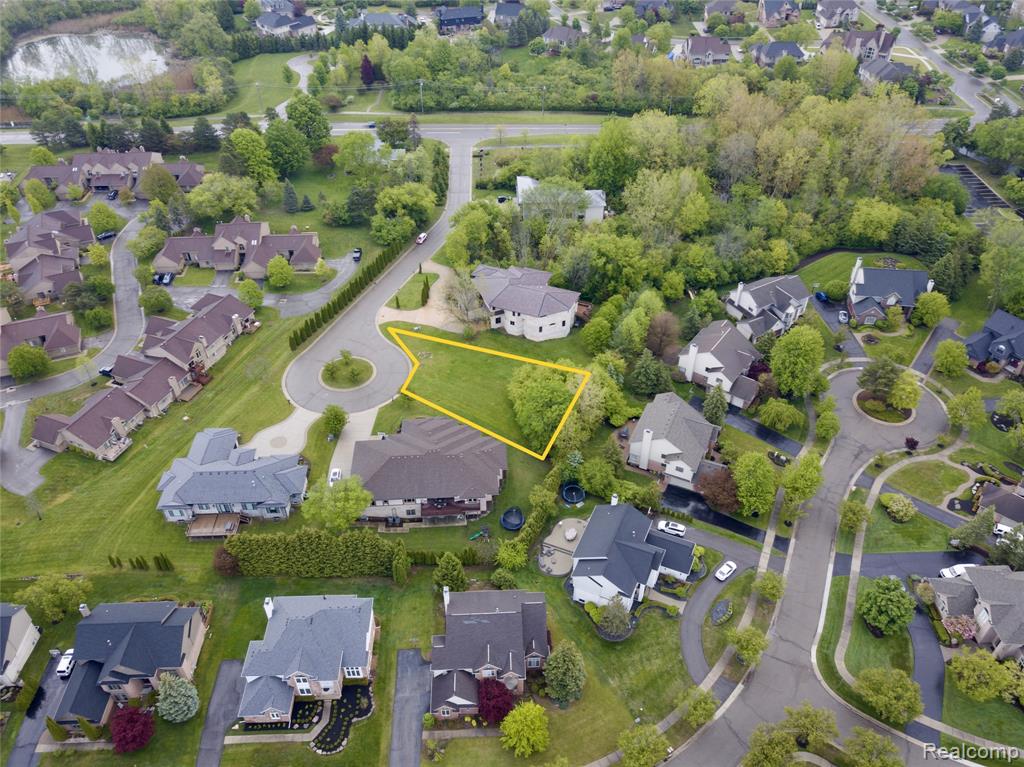 5057 Karachi Street, West Bloomfield, MI — Photo 6