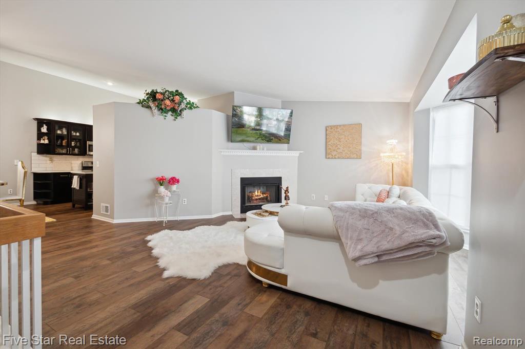 7295 SOMERBY, West Bloomfield, MI — Photo 9