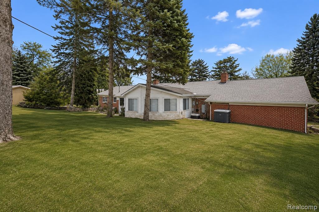 6380 Wellesley Terrace, Clarkston, MI — Photo 35
