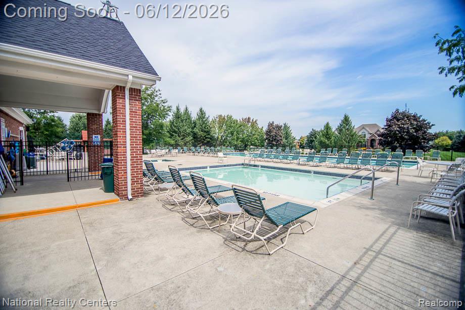 1042 Saint Andrews, Highland, MI — Photo 57